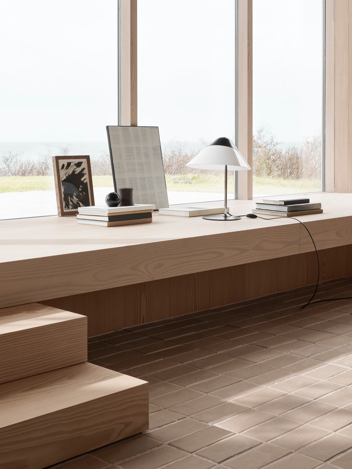HJW02 Opala Table Lamp Midi