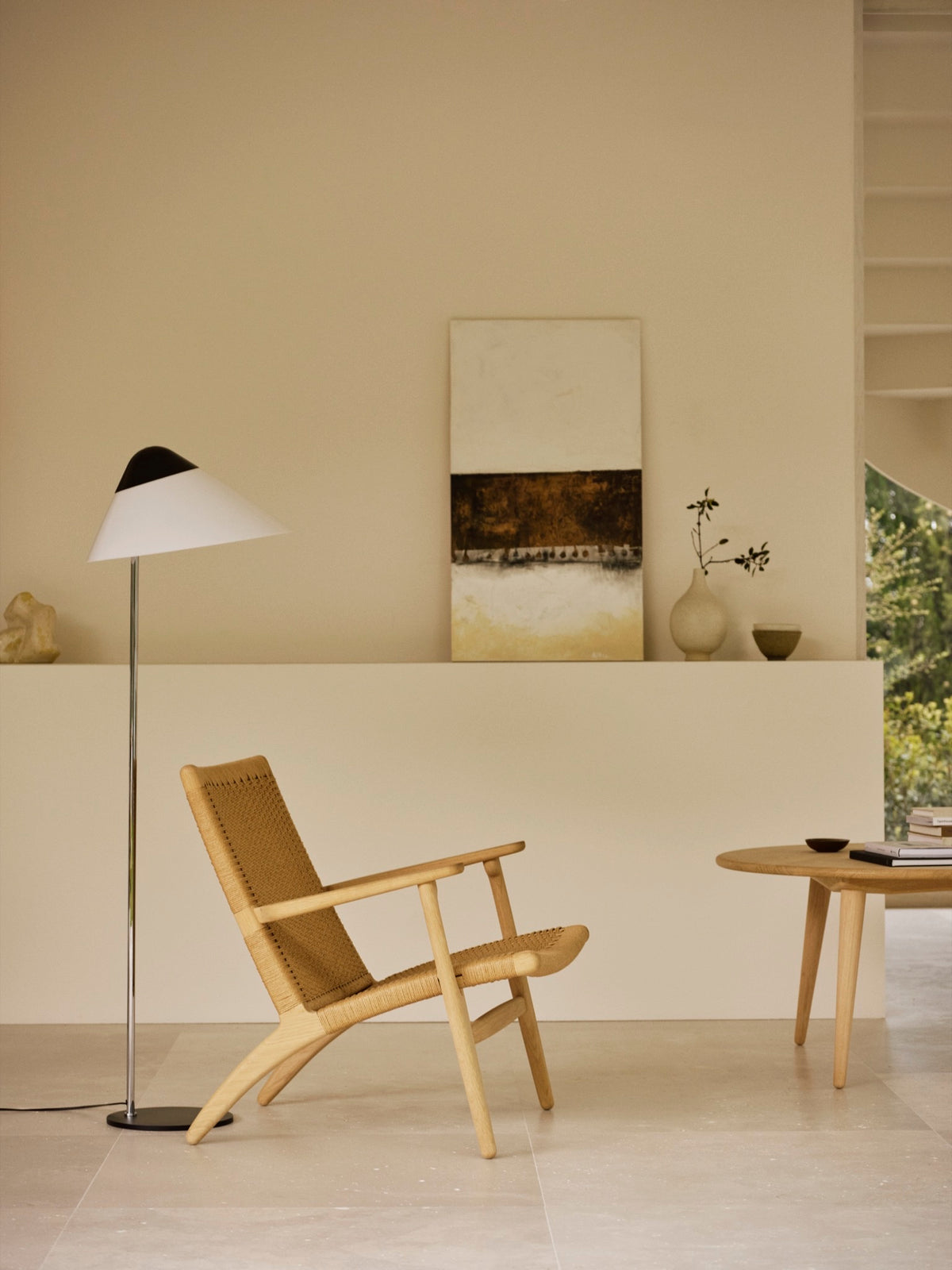 CH25 Lounge Chair