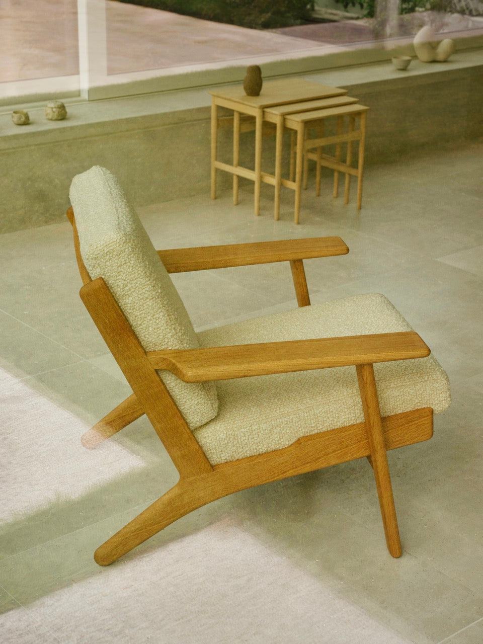 CH290 Lounge Chair